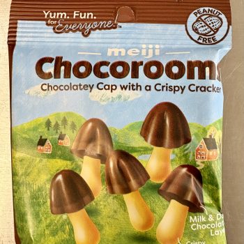 Meiji Chocoroom Chocolatey Cap with a Crispy Cracker